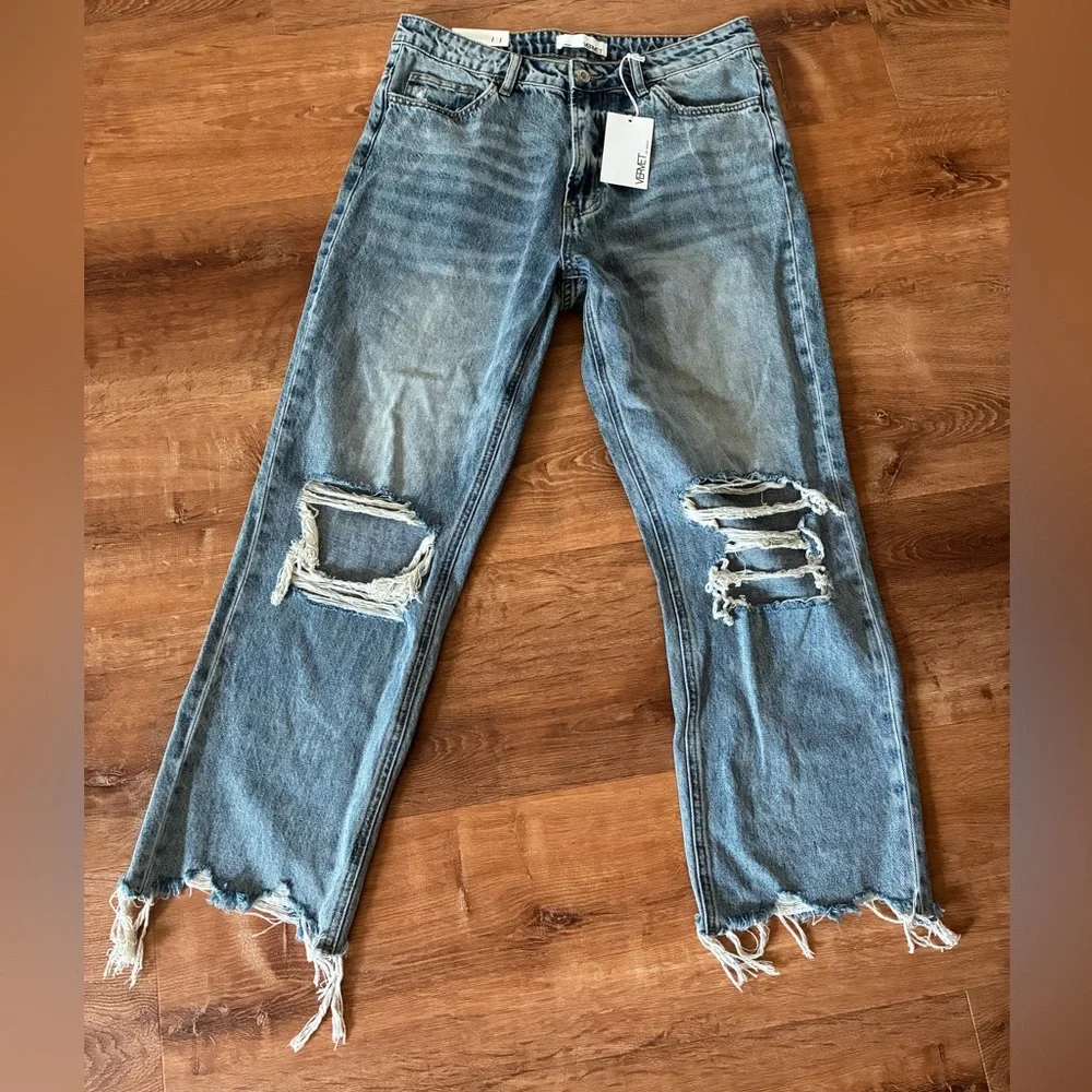 Vervet Super high waisted distressed straight crop light wash jeans size 30 - Picture 1 of 5